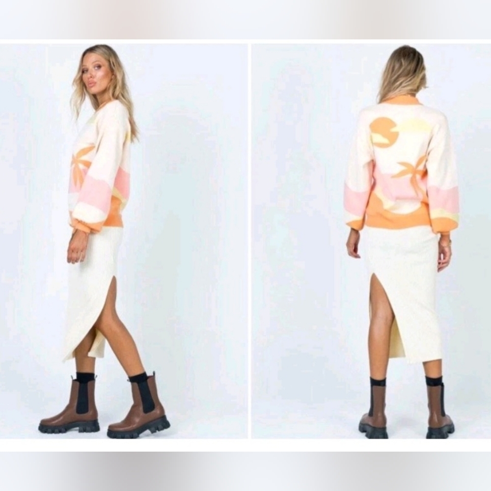 Princess Polly Sunset Sweater Size M/L